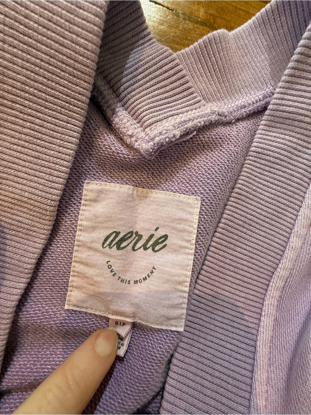 aerie Lilac Cropped V-Neck Sweatshirt Sz Small (g23) - Picture 5 of 5